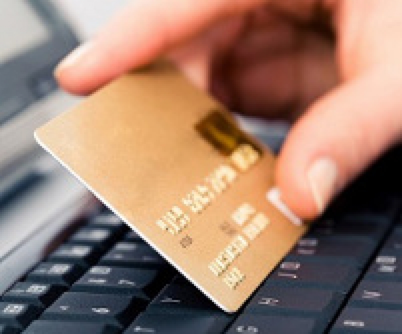 В Чадыр-Лунге мошенник похитил деньги с банковской карточки посредством интернета