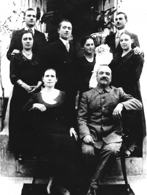 СЕМЬЯ МАГЛЕЛИ. История одной фотографии