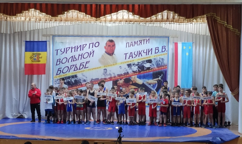 Борцы-вольники принесли в общую копилку муниципальной спортшколы 5 бронзовых медалей