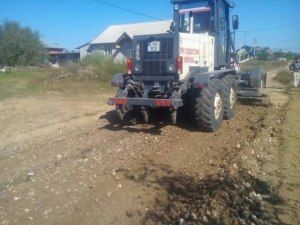 Местные власти обустраивают ул. Вишневая