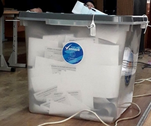 Известны предварительные итоги голосования по одномандатному округу №46 и партийным спискам