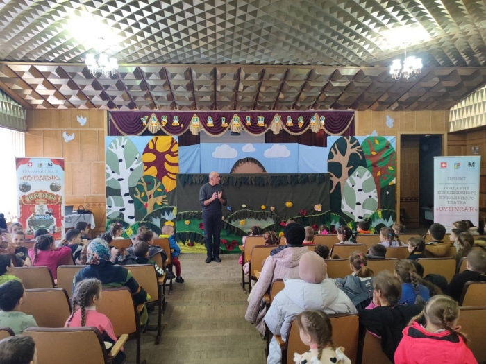 Передвижной кукольный театр &laquo;OYUNCAK&raquo; продолжает радовать детей