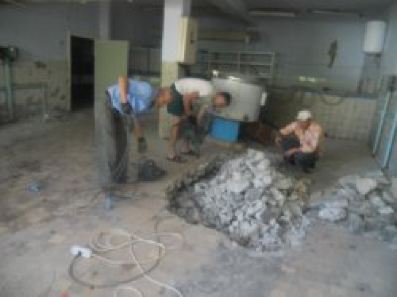 В теоретическом лицее №2 идет капитальный ремонт столовой и пищеблока