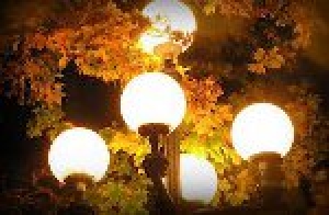 В городе возобновляется уличное освещение