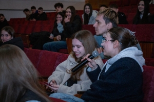 В Чадыр-Лунге прошел молодежный форум &laquo;Открытый диалог&raquo; с участием депутата парламента