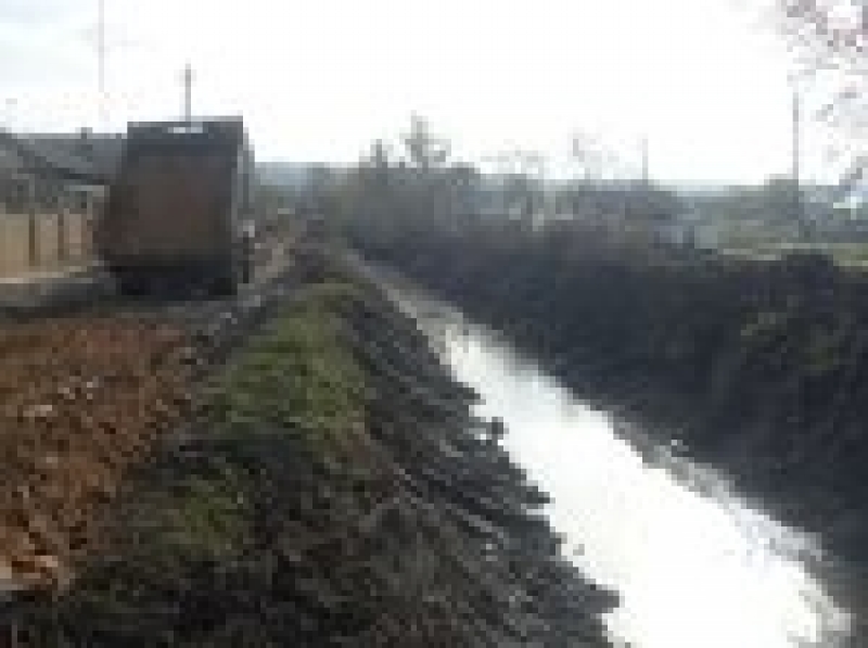 Работы по очистке водоотвода подходят к завершению