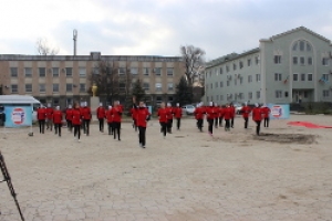В Чадыр-Лунге к Международному дню борьбы со СПИДом прошел флэш-моб