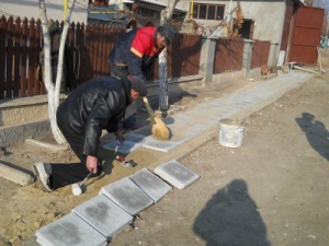 Строительство тротуара по улице "9 января"