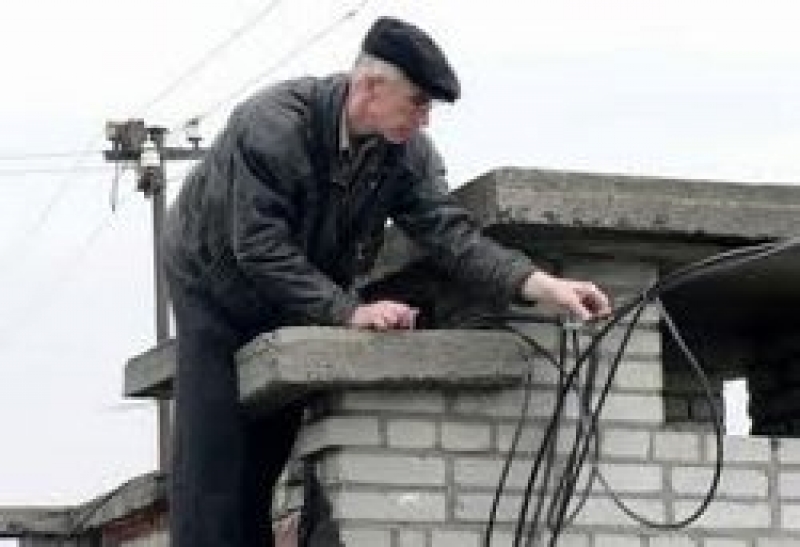 О плате за использование услугодателями кабельного телевидения конструктивных элементов многоэтажных домов