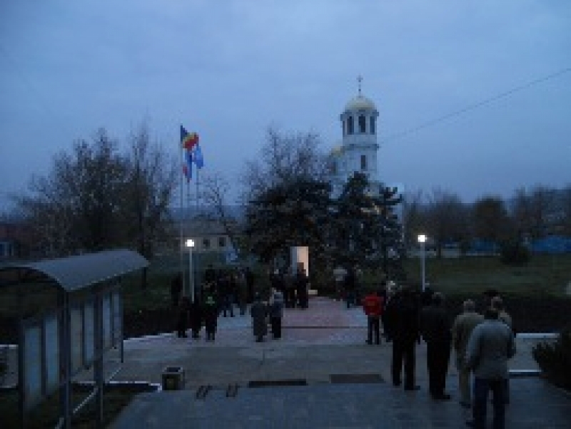 На территории здания Примэрии Чадыр-Лунги повторно поднят флаг СНГ