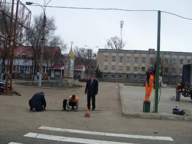 Продолжается установка светофоров