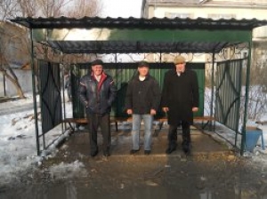 Идут работы по замене и установке автобусных остановок