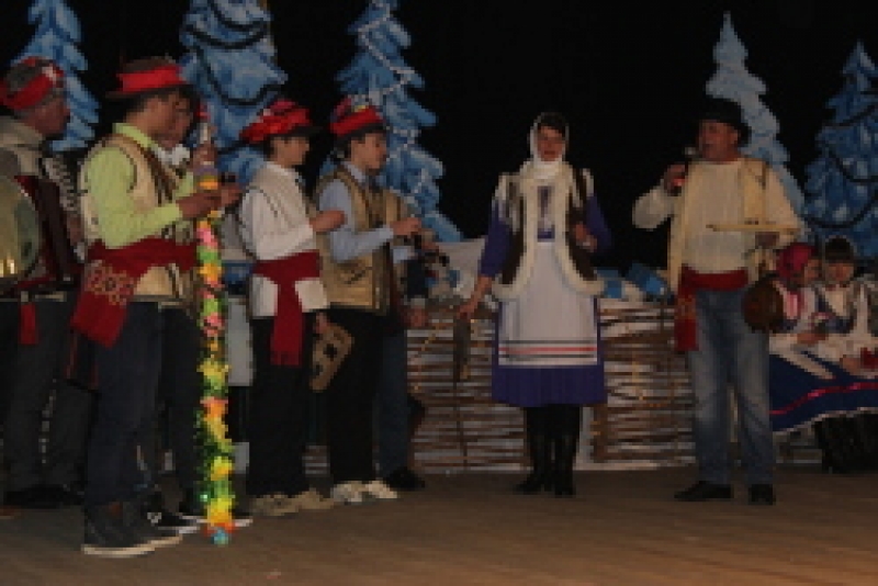 В фестивале &laquo;Eni yil adetleri&raquo; приняло участие 9 творческих коллективов