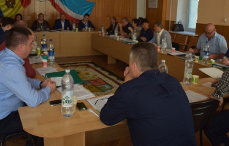 Чадыр-Лунгские советники обратятся к региональным властям с просьбой о выделении капитальных инвестиций