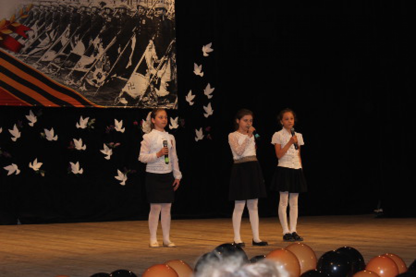 Конкурс песни, посвященный Великой Победе,прошел в Чадыр-Лунге