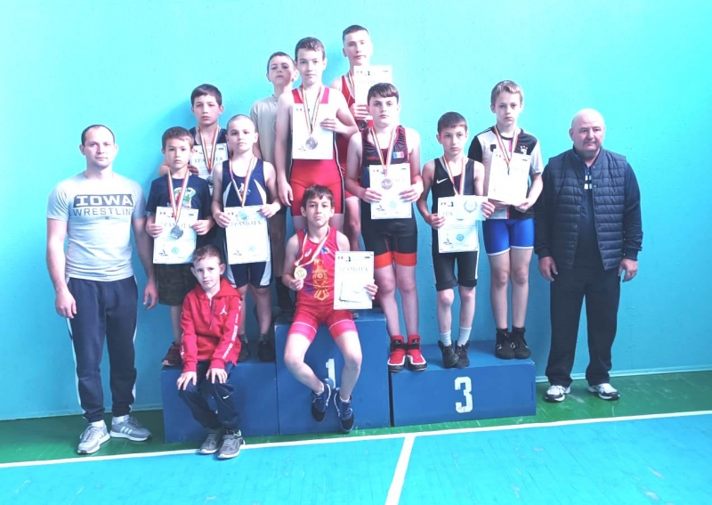 Турнир в с. Кириет-Лунга. Достижения чадыр-лунгских юных борцов