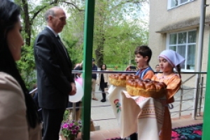 Посол США посетил детский сад №8 г. Чадыр-Лунга