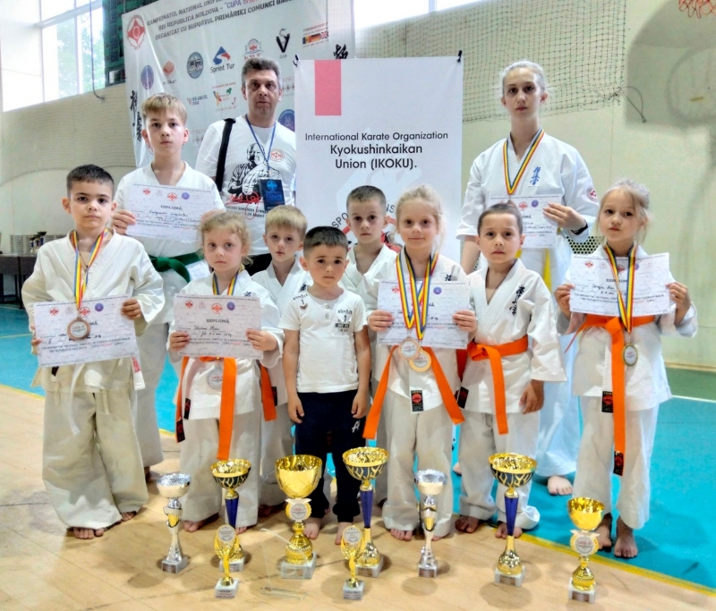 Юные спортсмены спортивного клуба &ldquo;Senshi no kokoro&rdquo; привезли с Чемпионата по каратэ медали