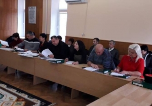 Еще два актуальных вопроса рассмотрели чадыр-лунгские советники: создание Центра обслуживания в примарии и переименование парка (Видео)