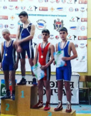 Еще одна медаль в &laquo;копилке&raquo; городской секции по вольной борьбе
