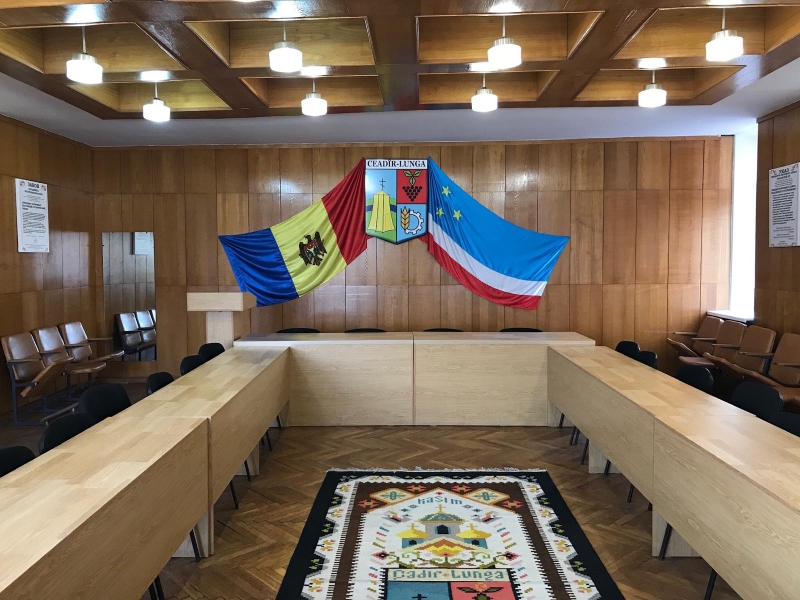 Окружной совет мун.Чадыр-Лунга предлагает ознакомиться со списком кандидатов в советники