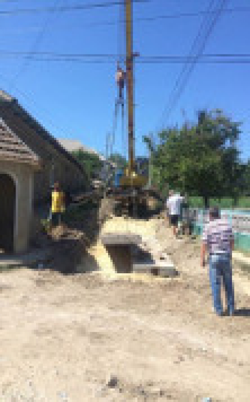 Идет ремонт дорожного покрытия на пересечении улиц Пушкина и Нагорная