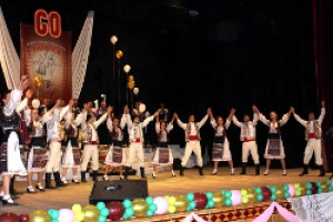 Чадыр-Лунгской "Кадынже" зал аплодировал стоя