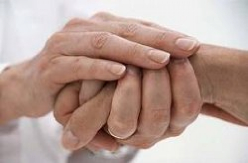 Оказана материальная помощь малоимущим гражданам города