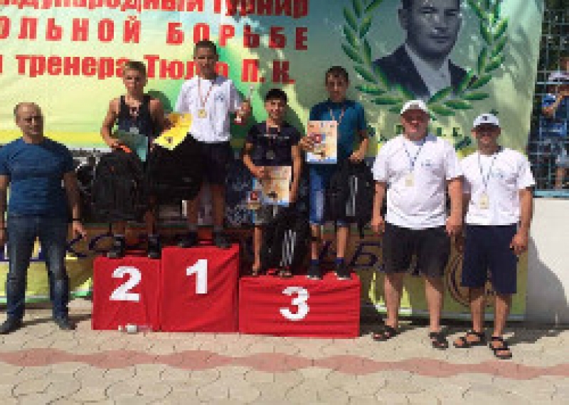 Чадыр-Лунгские борцы приняли участие в турнире им. Петра Тюлю