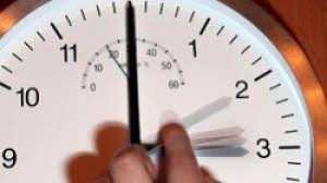 Молдова переходит на зимнее время