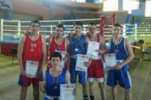 Боксеры из Чадыр-Лунги стали вторыми в республиканских юниорских играх