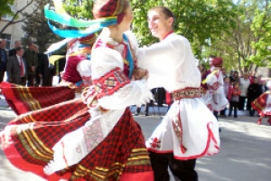 В г.Чадыр - Лунга пройдет фестиваль "Гагаузская песня - 2013"