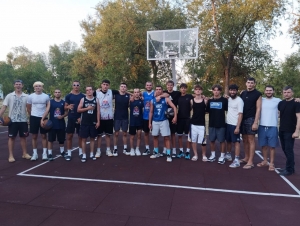 В парке Молодежи прошёл турнир по стритбаскету: участвовали 18 команд из трёх городов