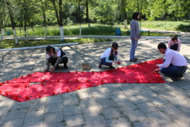 ВИЧ - это не чума. Будьте толерантны