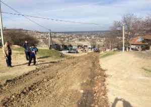 В Чадыр-Лунге начинают грейдировать улицы