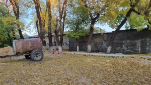 В городском парке продолжаются ремонтные работы