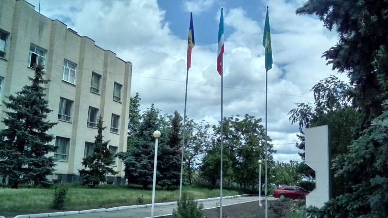 Публичные консультации. Кредит, ремонт дорог, земельные участки