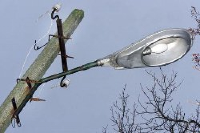 О восстановлении уличного освещения