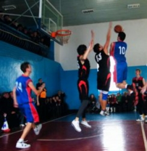 "Чадыр-Баскет" уверенно идет к победе в Премьер-Лиге РМ