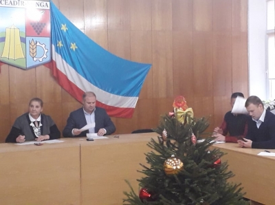 http://ceadir-lunga.md/media/k2/items/cache/a94223583c21271a45ef62305d4e2266_L.jpg?t=1577715971