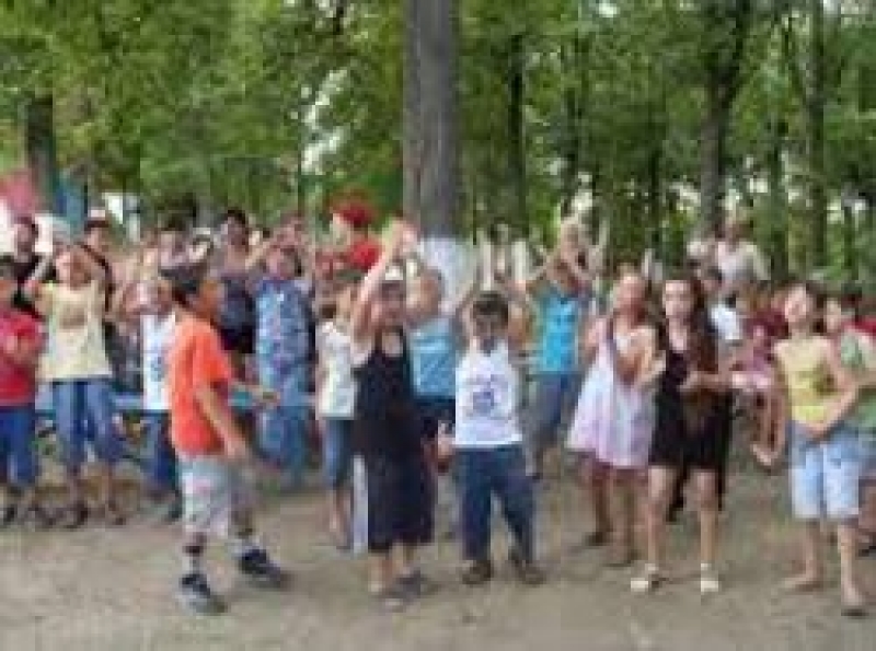 Сегодня открывается сезон отдыха в детском лагере "Достлук"