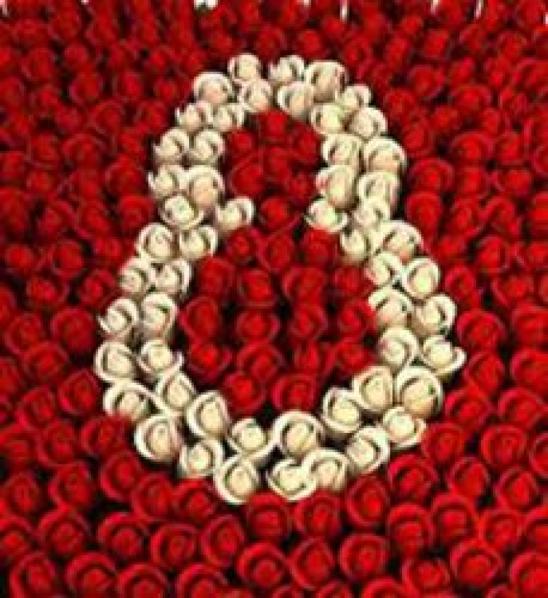 С праздником, дорогие женщины!