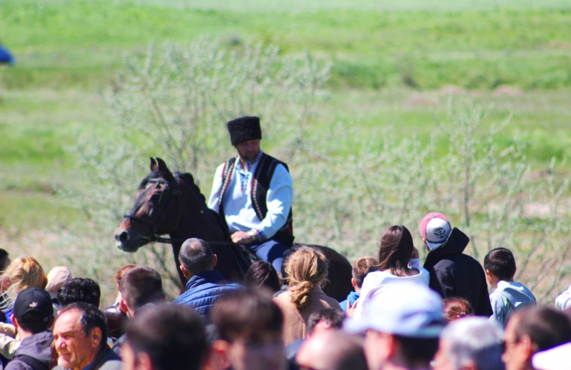 Хедерлез в Чадыр-Лунге: конноспортивные соревнования, мастер-классы, концерты и многое другое