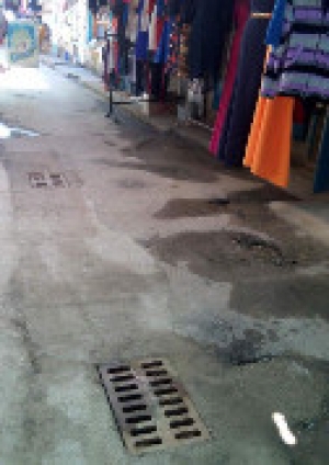 На территории рынков проведены работы по отводу ливневых вод