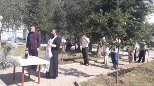 Панихида, минута молчания, возложение цветов. В Чадыр-Лунге почтили память репрессированных