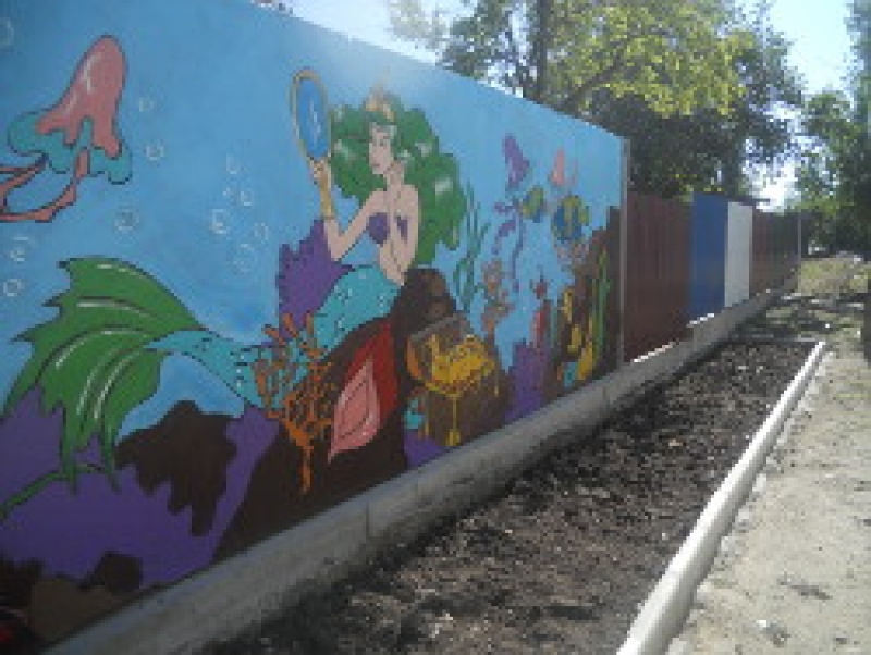 В детском саду №7 завершены работы по установке ограждения