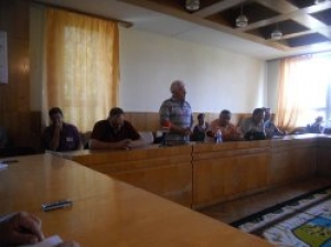 Советники города единодушно осудили ситуацию, возникшую 3 июня в Народном Собрании