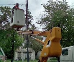 В Чадыр-Лунге продолжаются работы по восстановлению уличного освещения