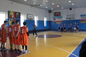 В Чадыр-Лунге прошло первенство по баскетболу