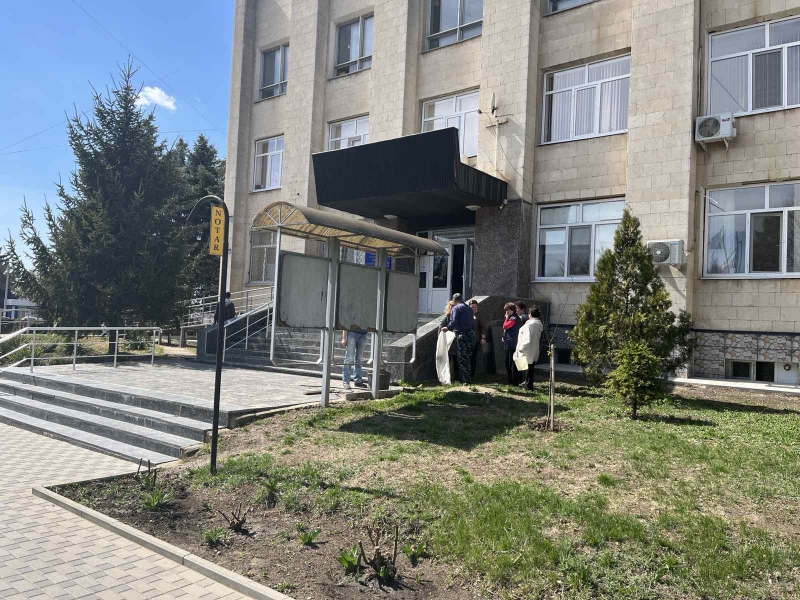 Коллектив примарии Чадыр-Лунги вышли на субботник